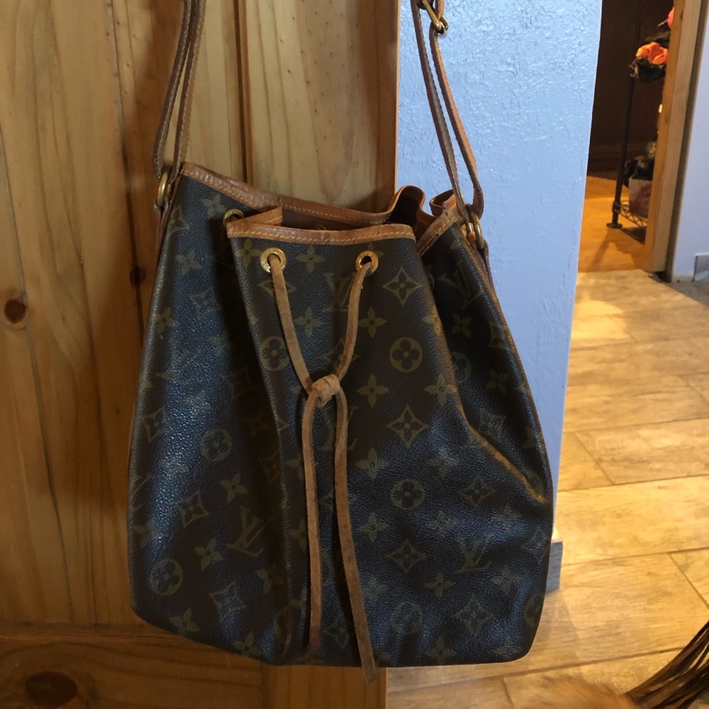 Louis Vuitton large draw bucket